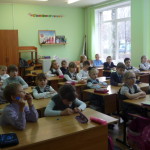 Класс с интересом слушал рассказ о военных событиях на лобненском рубеже обороны Москвы