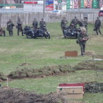 Немецкий снайпер выдвигается на позицию