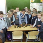 Фото на память с находками с мест сражений Московской битвы